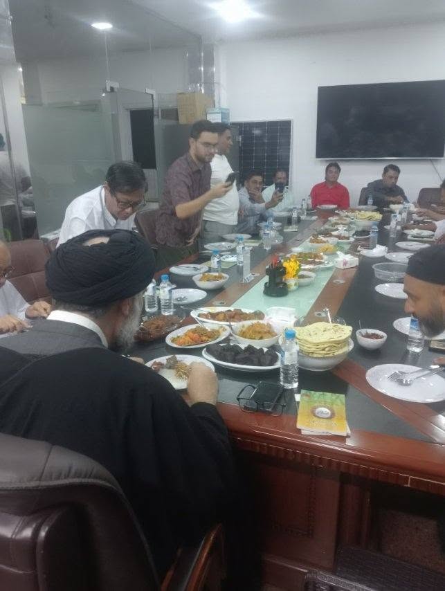 အီရန်ကိုယ်စားလှယ်တော် နှင့် အစ္စလာမ်သာသနာရေးရာကောင်စီမှ လူကြီးများ ညစာစားပွဲပြုလုပ်  ။ ။ Photos