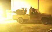 “Şerên giran li dorhema Suweidâ; yek zarok birîndar bû û 10 hêzên ewlehiyê birîndar bûn.”
