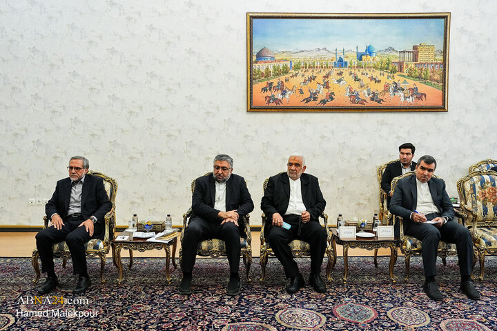 دیدار مسئول ارتباطات اسلامی جنبش حماس با محمد باقر قالیباف