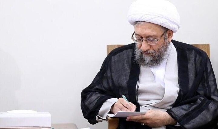 Ayətullah Laricani: Sirik müharibə cinayəti göstərdi ki, Amerika sivilizasiyası bəzədilmiş bir barbarlıqdan başqa bir şey deyil