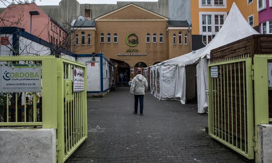 Berlin Parliamentary Election Debate at Mosque; Accusations Against Mosque Imam Met with Reactions from Candidates