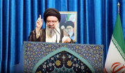 Khatibu wa Swala ya Ijumaa Tehran: Iran Haitasalimu Amri Kamwe; Ushindi Dhidi ya Adui katika Vita vya Kiuchumi Unahitaji Jihadi na Kujitolea