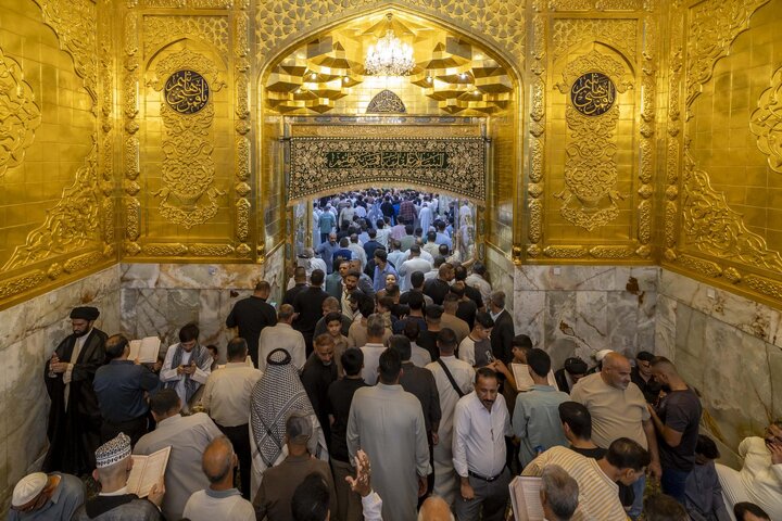 تقرير مصور/ أجواء ليلة الجمعة عند مرقد أبي الفضل العباس (عليه السلام)