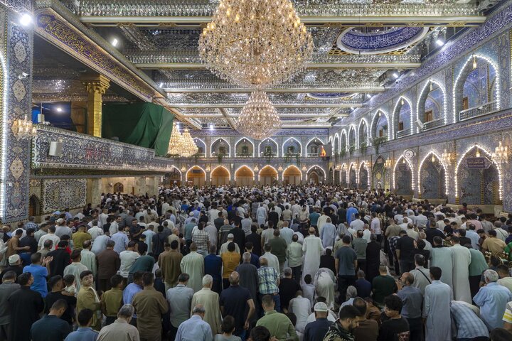تقرير مصور/ أجواء ليلة الجمعة عند مرقد أبي الفضل العباس (عليه السلام)