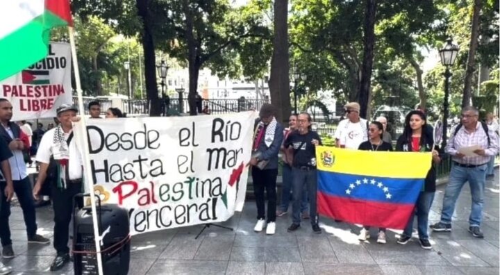 Venezolanos protestan en Caracas contra reanudación de vínculos con Israel