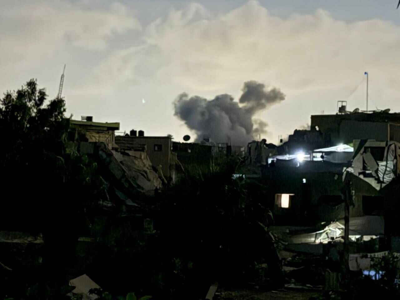 Israeli regime intensifies attacks across Gaza Strip