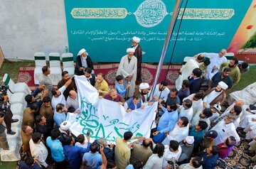 تقرير مصور/ بمناسبة ذكرى ولادة الصادقَين... لاهور تشهد رفع راية النبي (ص) بحضور وفد العتبة العلوية