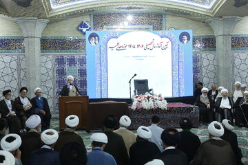 آیت‌الله سبحانی: تعطیلات حوزه کاهش یابد/ آیت‌الله اعرافی: قدرت علمی و فقهی محور اصلی حوزه است