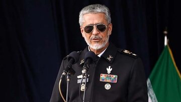 Admirali Sayyari: Iran Imesimama Imara Dhidi ya Adui Mwenye Teknolojia Zote za Dunia