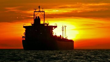 İran petrol tankeri Amerikan saldırısına uğradı