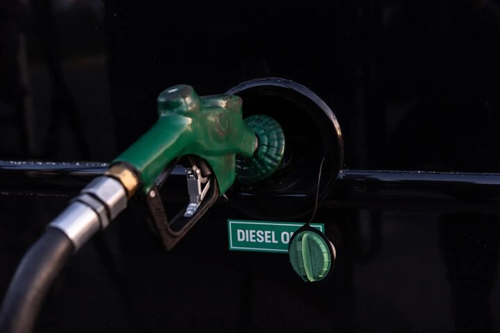 US diesel prices hit record high amid aggression against Iran, Hormuz closure