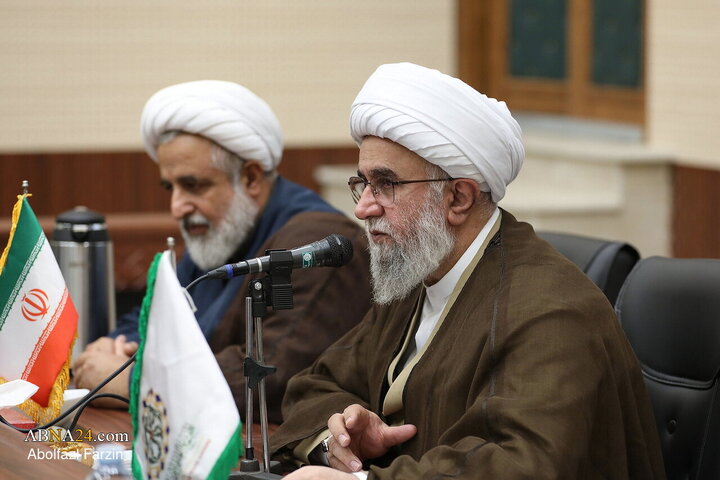 Photos: Al-Mustafa University graduates meet with Secretary-General of AhlulBayt World Assembly