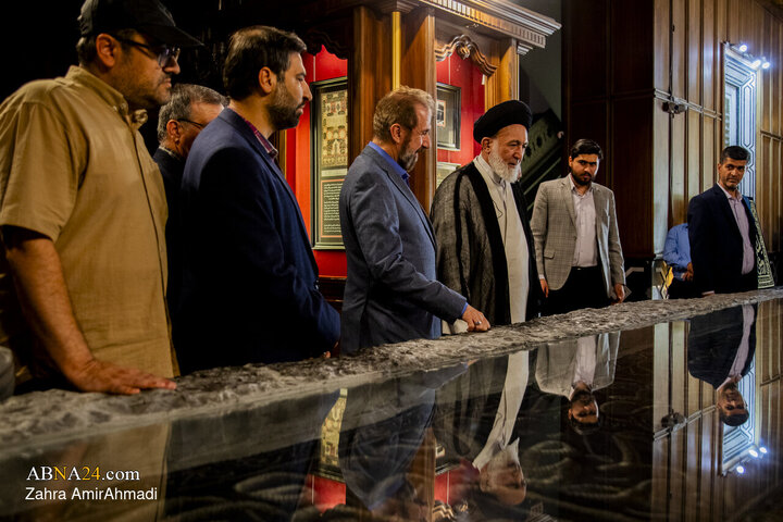 افتتاح نمایشگاه"جهان یک پرده روشن تر"