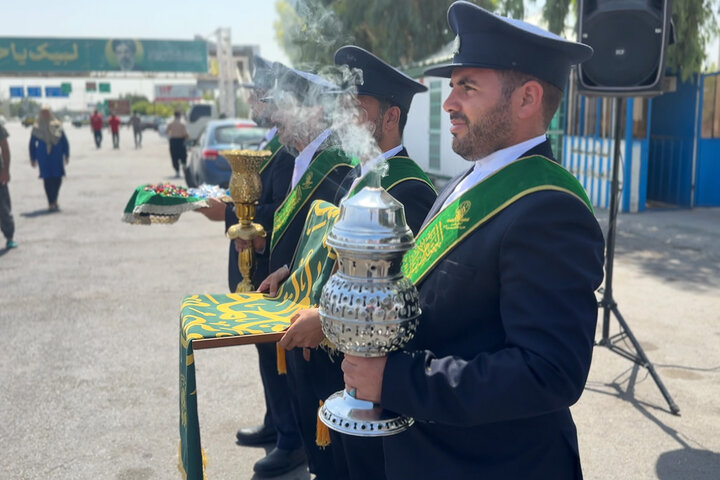استقبال سفیران کریمه اهل بیت(س) از مسافران قم در سالروز ورود بانوی کرامت به این شهر