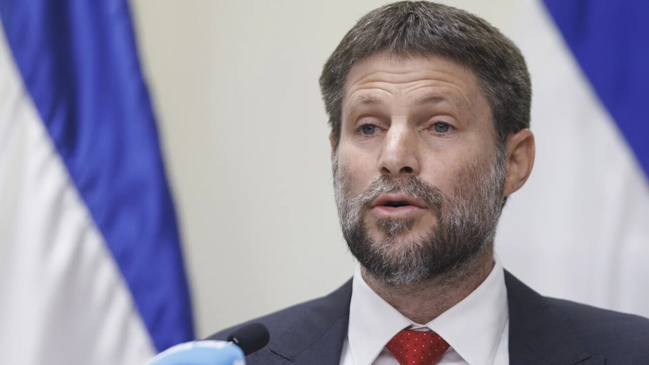 Smotrich: Israel preparing measures to counter potential British sanctions on settlements