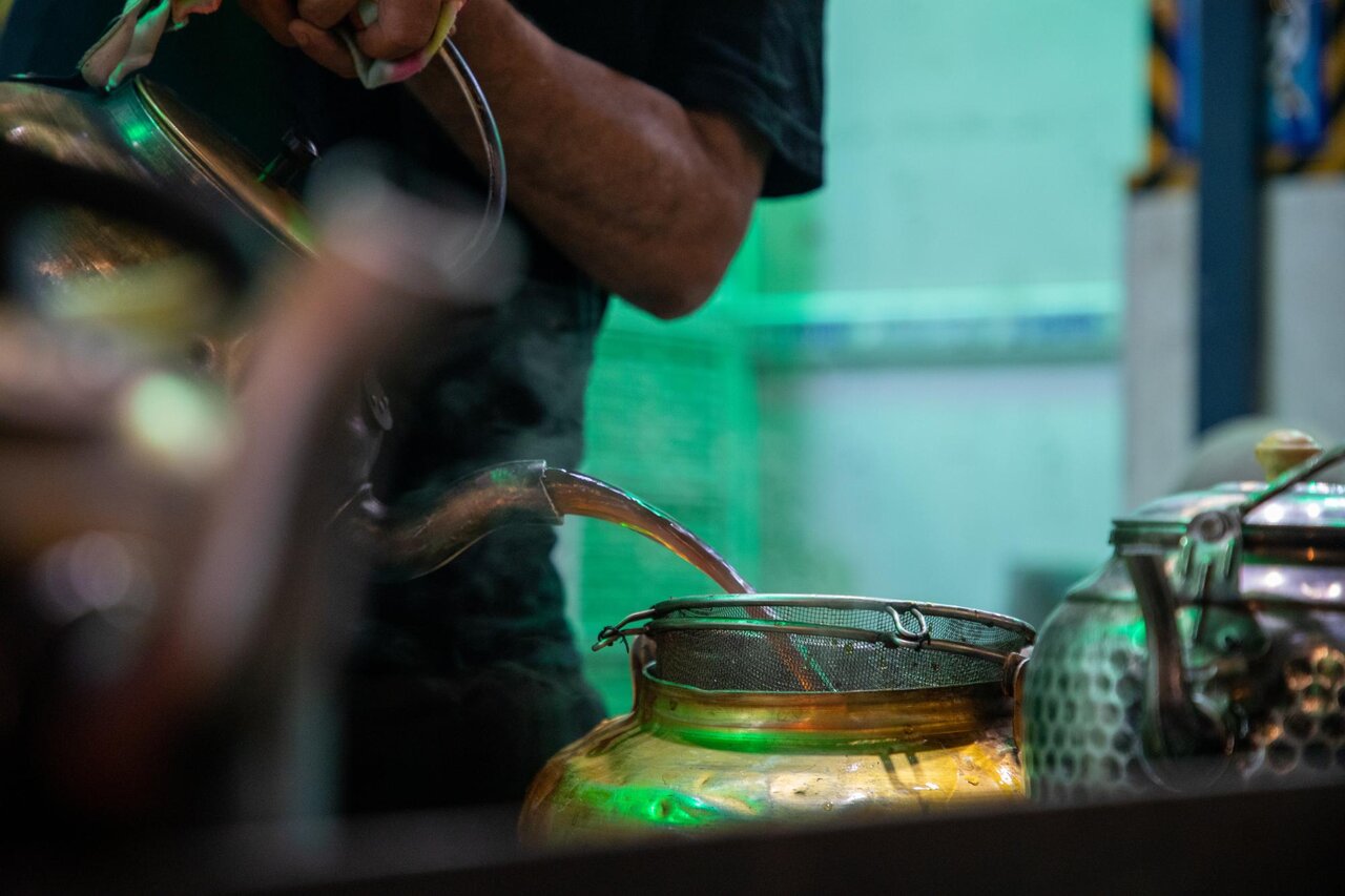 Al-Abbas's (p) Holy Shrine continue to provide services to visitors on Friday eve