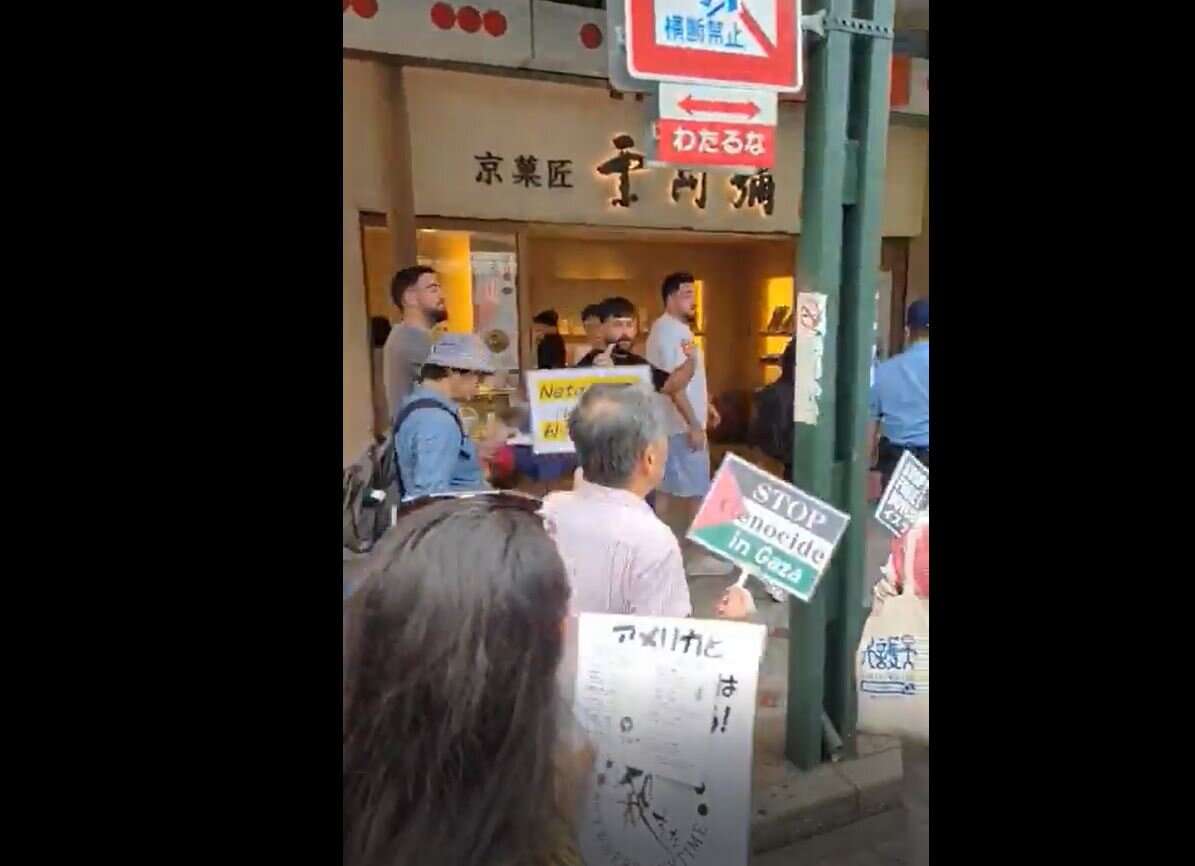 Video: "Baby killers!"; Confrontation in Kyoto between Israeli harassers and Japanese protesters