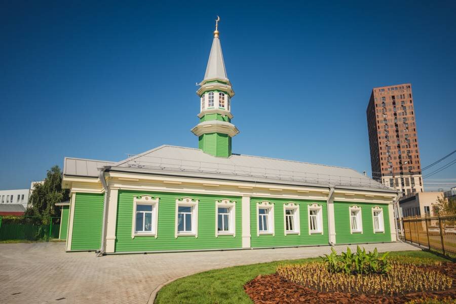 Historic Mosque in Tatarstan Restored, Reopened