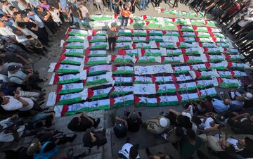تشييع 100 شهيد في غزة بعد انتشال جثامينهم من تحت الركام