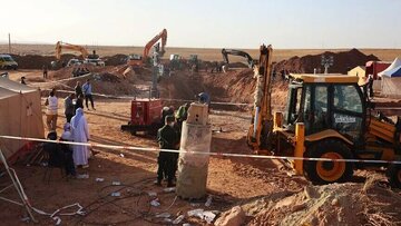 پایان تلاش ۴ روزه برای نجات کودک الجزایری/ پیکر ایوب از چاه ۸۰ متری بیرون کشیده شد