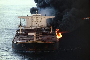 Irã acusa EUA de crimes contra civis e condena ataques a petroleiros