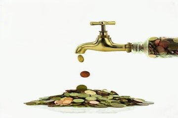 چرا هرچه بیشتر داریم، باز هم احساس بی‌نیازی نمی‌کنیم؟