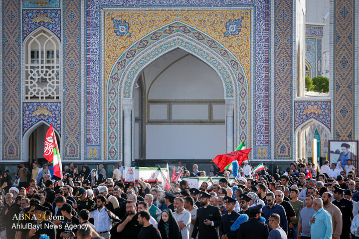 تشییع پرچمداران سنگر خیابان در مشهد