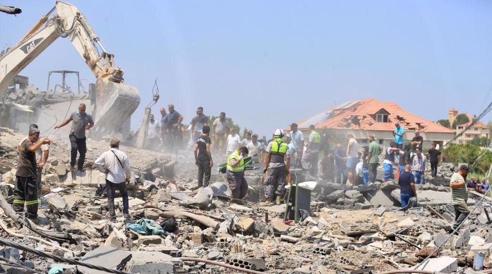 Israel Strikes Deir al-Zahrani Residential Buildings After Warning Civilians to Flee
