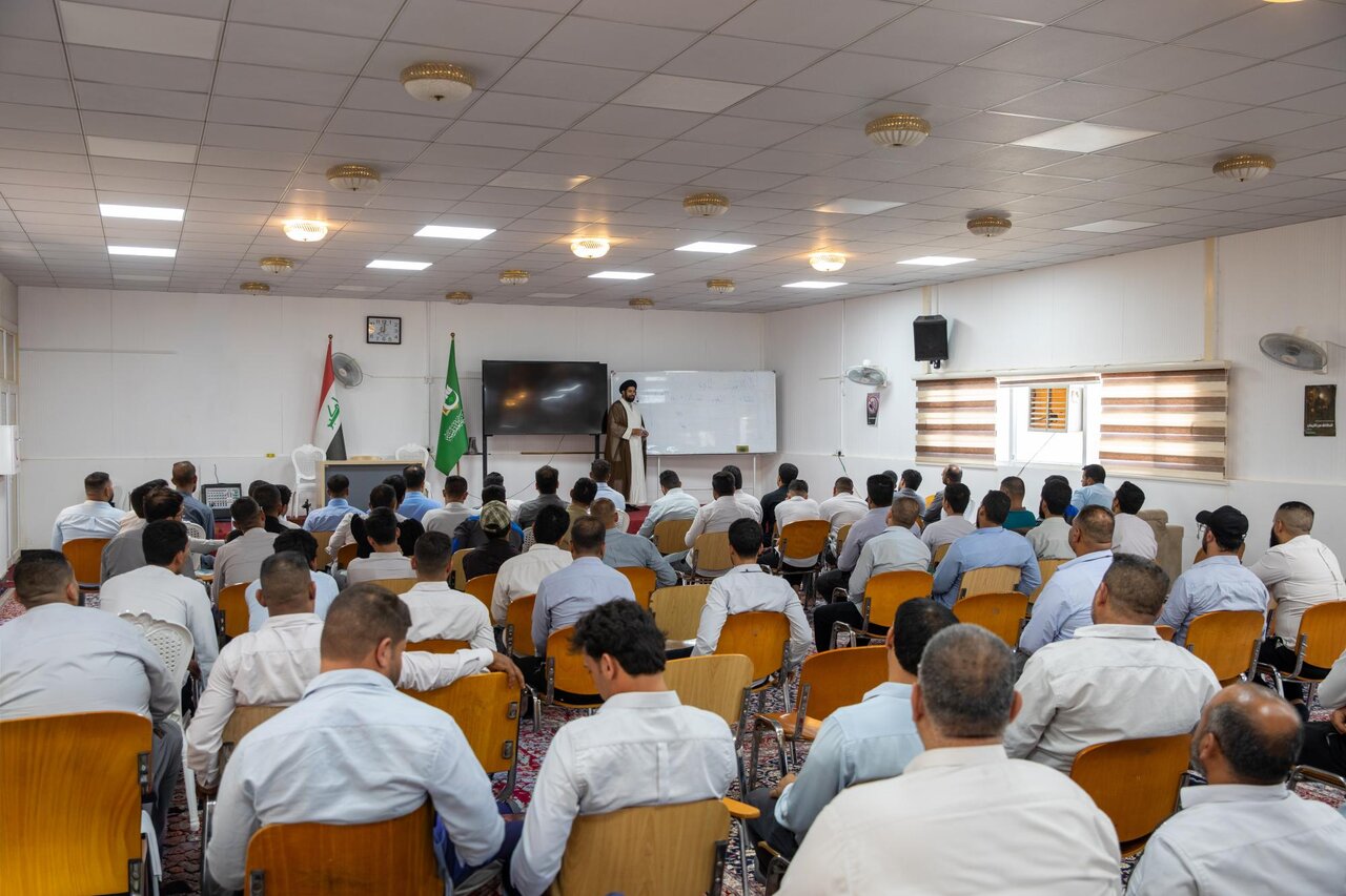 تقرير مصور/ إقامة دورة فقهية في العتبة العباسية المقدسة