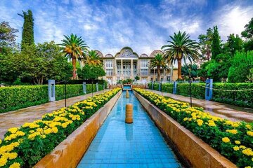 طراحی ۱۰۰ مسیر گردشگری ادبی در ایران با سهم ۳۰ تایی فارس