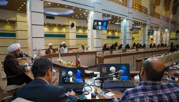 هدف آمریکا، اسلام‌زدایی و از بین بردن اندیشه مقاومت در ایران است