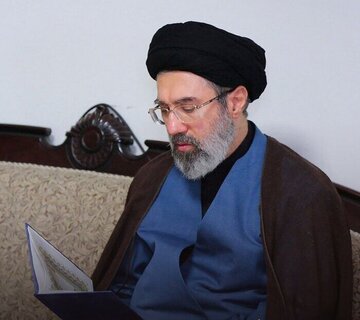 السيرة الذاتية لآية الله السيد مجتبى الخامنئي قائد الثورة الإسلامية