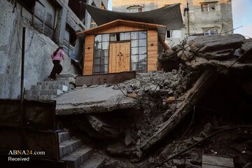 Informe fotográfico | Reconstrucción de viviendas en Gaza con adobe, madera y plástico