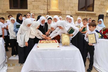 Foto / Rusya’da 75 Dağıstanlı Gencin Kuran Kursu Kapanış Töreni