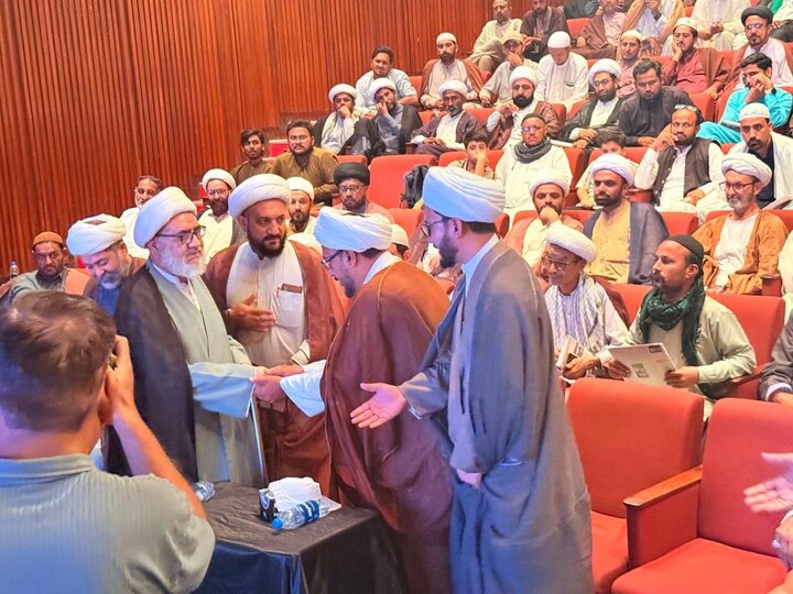 تقرير مصور/ إقامة مؤتمر بعنوان “سيرة خير البشر ﷺ؛ رسالة الوحدة والأخوّة في ضوء سيرة رسول الله ﷺ” في باكستان