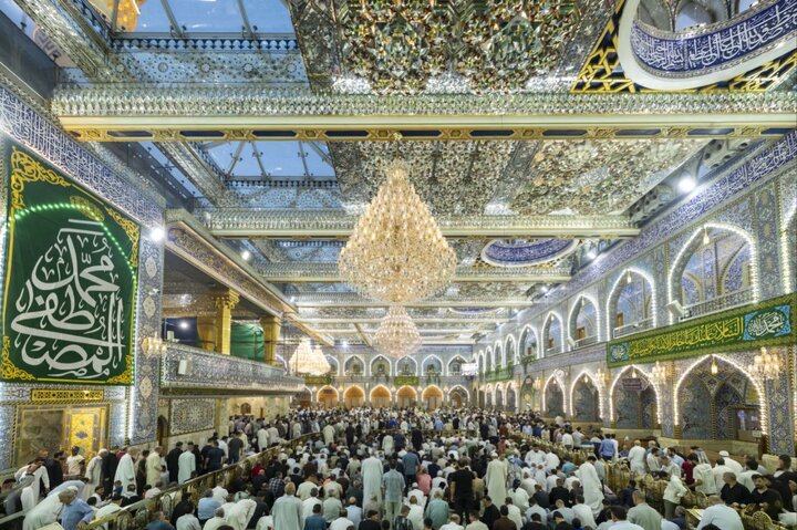Informe fotográfico | Imágenes del ambiente en el luminoso Santuario del Abul Fadl al-Abbas (PB) en la pasada noche del jueves