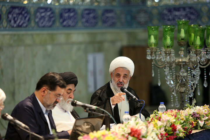 نشست «شورای ملی زیارت» با حضور معاون اول رئیس جمهور در حرم بانوی کرامت