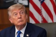 Trump û kabûsa kursiyên vala; Komarîstan bilêtên belaş belav dikin