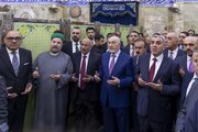 تقرير مصور/ رئيس الجمهورية العراقية يتشرف بزيارة مرقد أبي الفضل العباس(ع)