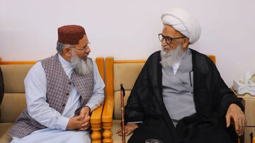 چیئرمین اسلامی نظریاتی کونسل پاکستان مفتی راغب حسین نعیمی کی آیت اللہ حافظ بشیر حسین نجفی سے نجف اشرف میں ملاقات