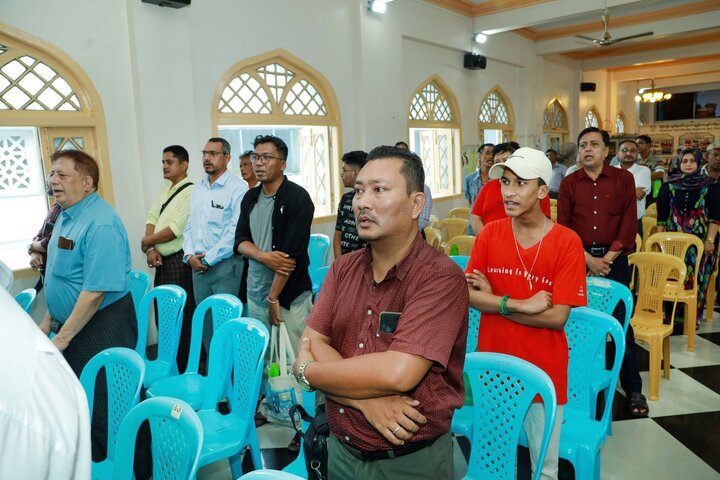 မြန်မာရှီအဟ်မွတ်စလင်မ် သုတေသန နှင့် လေ့ကျင့်သင်ကြားရေးစင်တာမှ ဦးဆောင်ကျင်းပသည့် တတိယ အကြိမ် စည်းလုံးညီညွတ်ရေးစကားဝိုင်း ပြုလုပ်။ ။ Photos