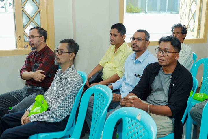 မြန်မာရှီအဟ်မွတ်စလင်မ် သုတေသန နှင့် လေ့ကျင့်သင်ကြားရေးစင်တာမှ ဦးဆောင်ကျင်းပသည့် တတိယ အကြိမ် စည်းလုံးညီညွတ်ရေးစကားဝိုင်း ပြုလုပ်။ ။ Photos