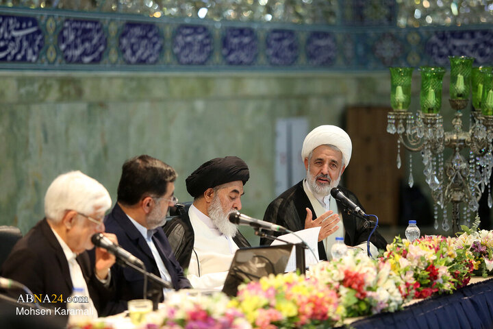 جلسه دومین کارگروه ملی زیارت با حضور محمد رضا عارف معاون اول رییس جمهور در روز دوم سفر به قم