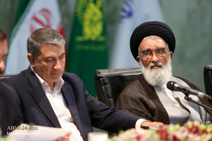 جلسه دومین کارگروه ملی زیارت با حضور محمد رضا عارف معاون اول رییس جمهور در روز دوم سفر به قم
