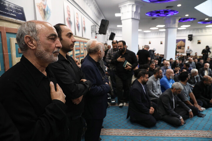 گزارش تصویری/  مراسم یادبود سه خادم فرهنگ و هنر