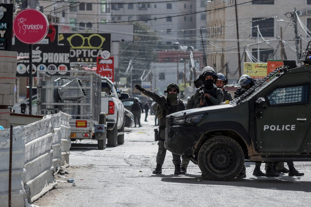 Israel Issues Around 800 Exclusion Orders Against Palestinians From Al-Aqsa in 2026