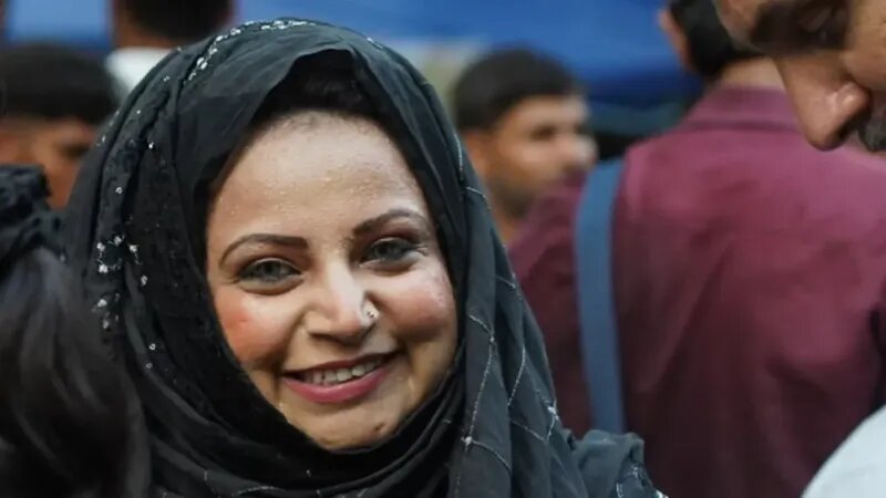  بھارت میں مسجد کی مسماری پر سوال اٹھانا مہنگا پڑ گیا، یوپی پولیس نے صحافی ہُدا زری والا کو گرفتار کر لیا