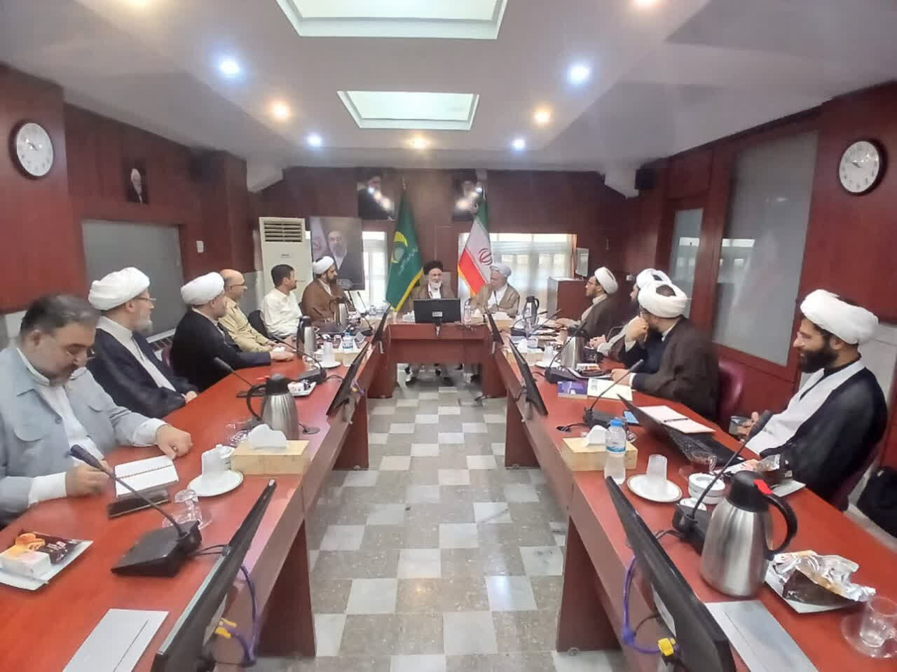 دیدار رئیس مرکز ملی پاسخگویی به سؤالات دینی با تولیت آستان حضرت عبدالعظیم حسنی(ع)