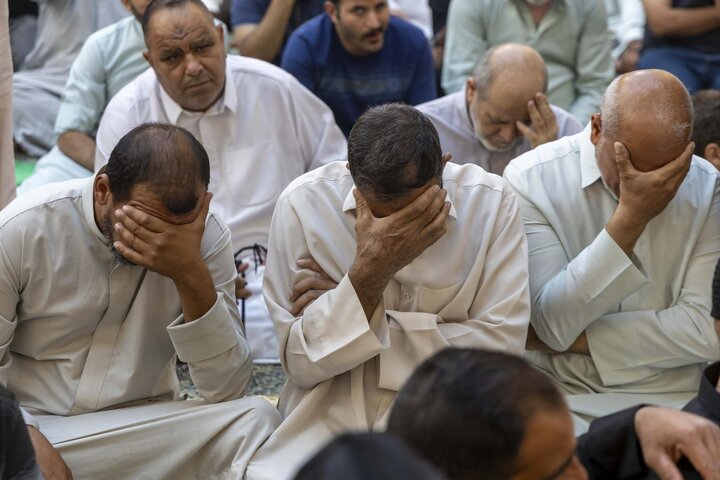تقرير مصور/ إقامة مجلس عزاء في ليلة الجمعة الأخيرة من شهر ربيع الأول في مرقد أبي الفضل العباس (ع)