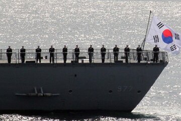 Analysis: Hormuz Mission, a Two-sided Blade for South Korea